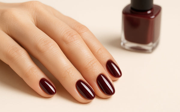 Vernis Semi-Permanent : Guide Complet, Tenue et Meilleurs Produits 2026